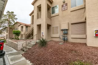 Photo #3: 2550808 Listing 