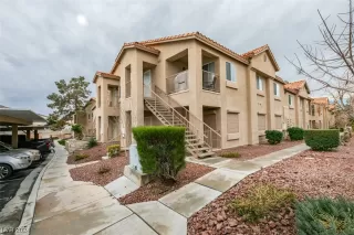 Photo #4: 2550808 Listing 