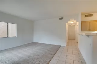 Photo #5: 2550808 Listing 