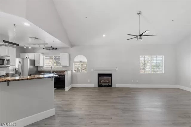 MLS: 2550841 Condo For Sale