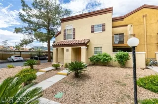 Photo #1: 2550848 Listing 