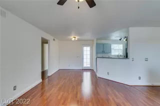 Photo #4: 2550848 Listing 