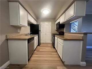 Photo #2: 2550861 Listing 
