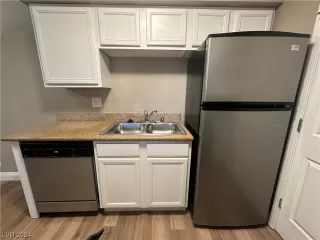 Photo #3: 2550861 Listing 