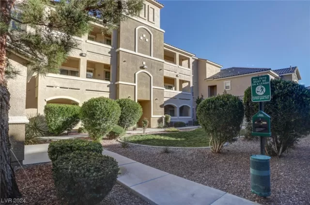 MLS: 2550894 Condo For Sale