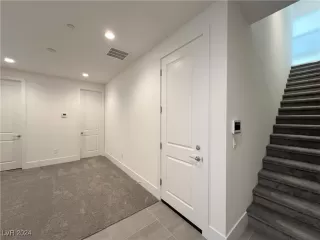 Photo #6: 2550899 Listing 