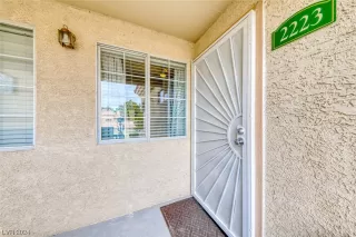 Photo #2: 2550926 Listing 