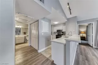 Photo #6: 2550926 Listing 