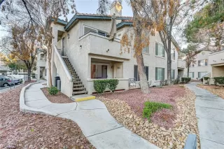 Photo #1: 2550937 Listing