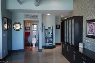 Photo #3: 2550949 Listing