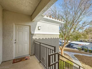 Photo #1: 2550976 Listing 