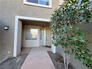 Photo #1: 2550982 Listing 