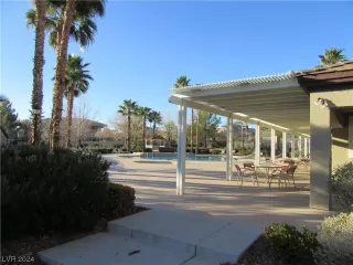 Photo #4: 2550987 Listing 