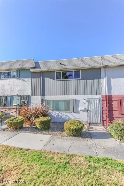 MLS: 2550994 Condo For Sale