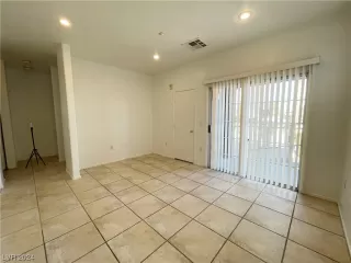 Photo #3: 2551020 Listing 