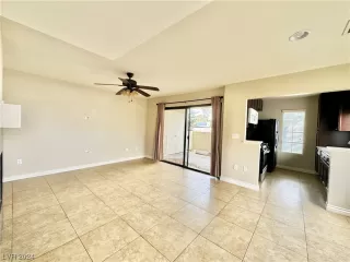 Photo #2: 2551025 Listing