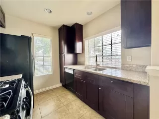 Photo #6: 2551025 Listing