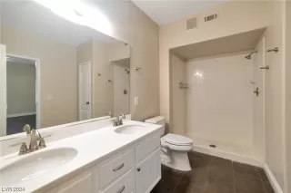 Photo #6: 2551037 Listing