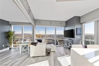 Photo #3: 2551039 Listing 