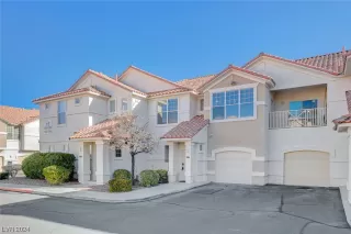 Photo #2: 2551042 Listing