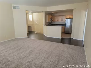 Photo #4: 2551045 Listing 