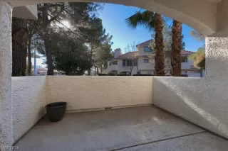 Photo #5: 2551058 Listing