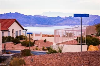 Photo #1: 2551065 Listing