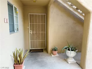 Photo #2: 2551121 Listing 