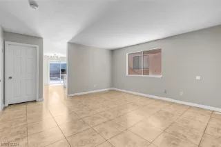 Photo #5: 2551142 Listing 