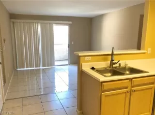 Photo #4: 2551156 Listing 