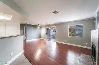 Photo #4: 2551184 Listing