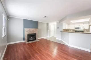 Photo #5: 2551184 Listing