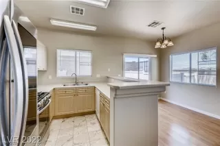 Photo #4: 2551220 Listing 