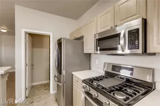 Photo #6: 2551220 Listing 