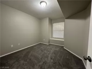 Photo #6: 2551225 Listing