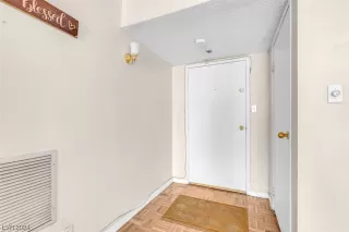 Photo #2: 2551228 Listing 