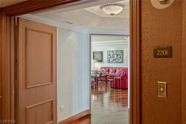 MLS: 2551232 Condo For Sale