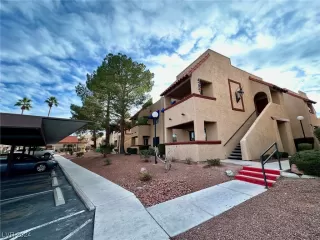 Photo #1: 2551243 Listing