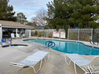 Photo #1: 2551279 Listing