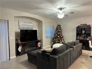 Photo #3: 2551284 Listing 