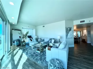 Photo #6: 2551314 Listing 