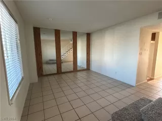 Photo #2: 2551357 Listing 