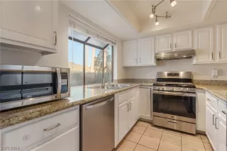 Photo #3: 2551374 Listing 