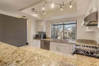 Photo #4: 2551374 Listing 