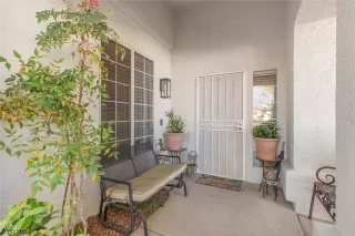 Photo #3: 2551378 Listing