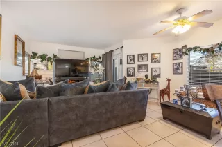 Photo #5: 2551379 Listing 