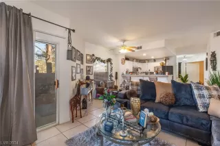 Photo #6: 2551379 Listing 