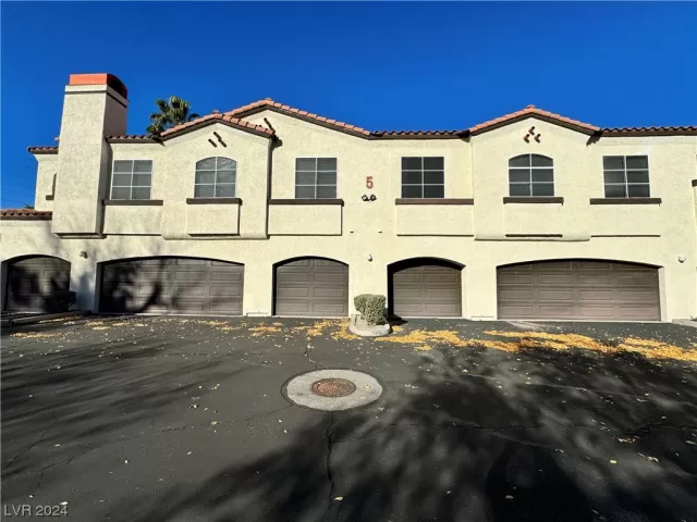 MLS: 2551391 Condo For Sale