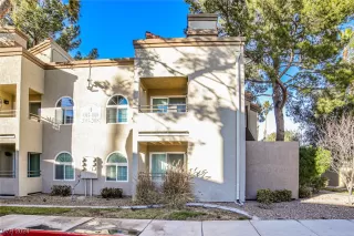 Photo #3: 2551403 Listing