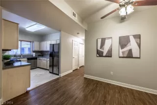 Photo #3: 2551417 Listing